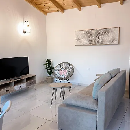 Thetis, The House Nafplio