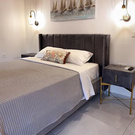 Thetis, The House Nafplio