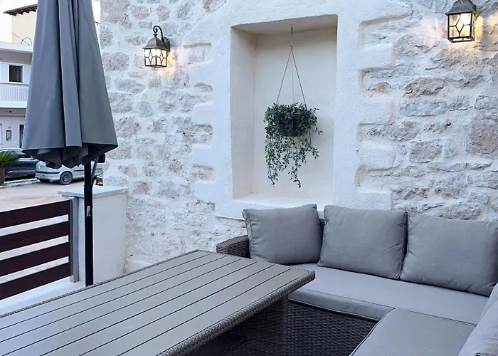 Thetis, The House * Nauplia