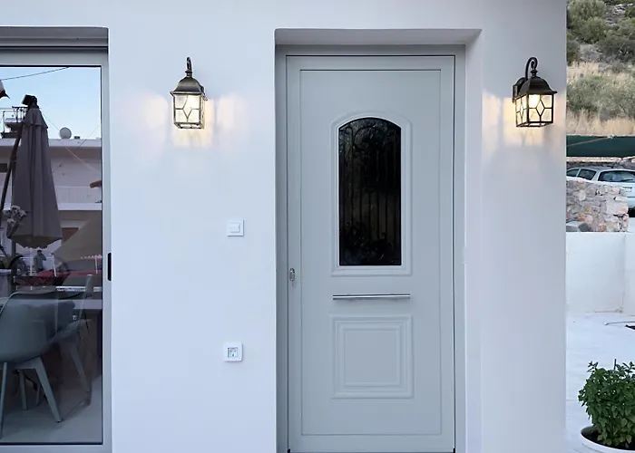 Thetis, The House Apartamento *