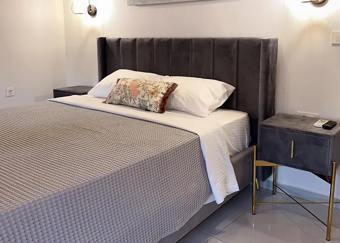 Thetis, The House Nauplia